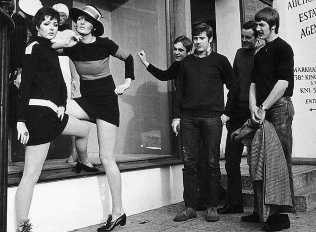 Эти ноги у того, у кого надо ноги...