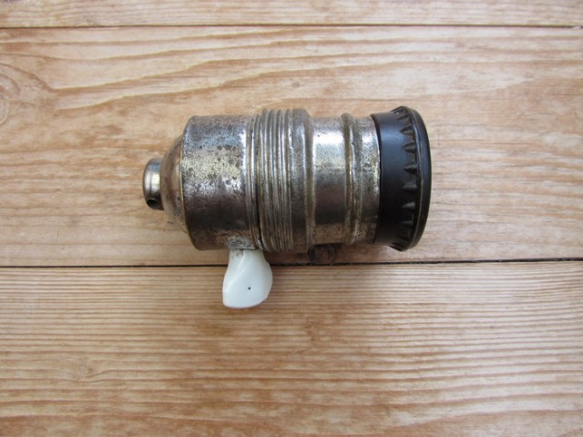 Патроны для лампочек СССР и позднее