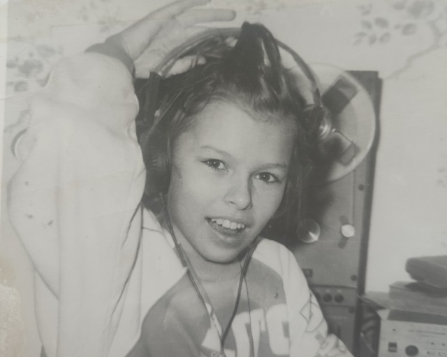 Небольшая фотоподборка известных личностей в детстве и юности