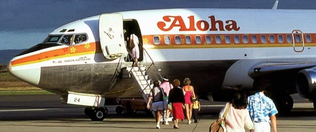 Самолет превратился в адский кабриолет на высоте 7300 метров, стюардессу выбросило в океан