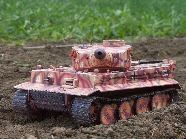 Танк Tiger PzKpfw VI (1943г.) своиим руками