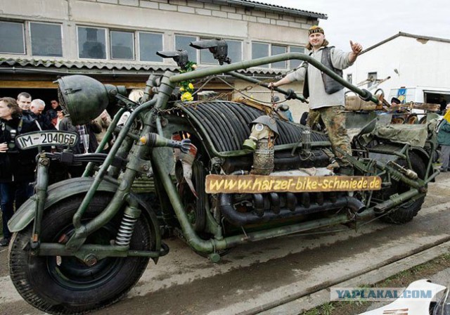 Широкий таз радует глаз...