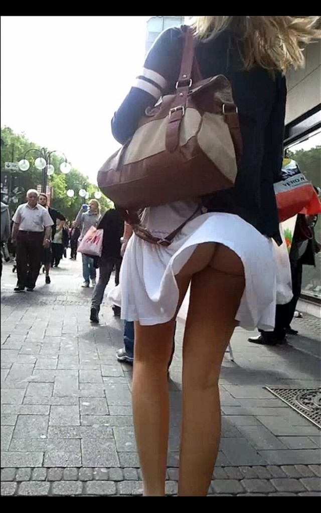 Девушки летом такие