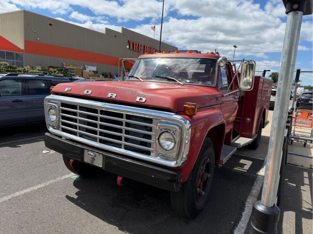 Ford F 700