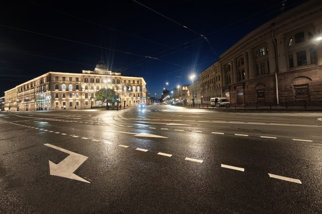 Пройтись по центру