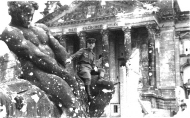 Великая Отечественная в фотографиях - Победа!