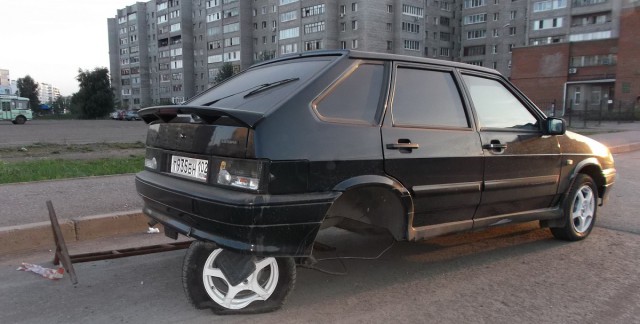 Неприятности случаются.