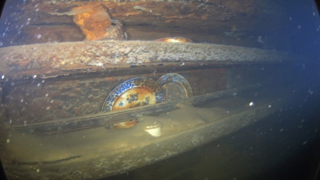 Внутри английского корабля, потерпевшего крушение почти 200 лет назад