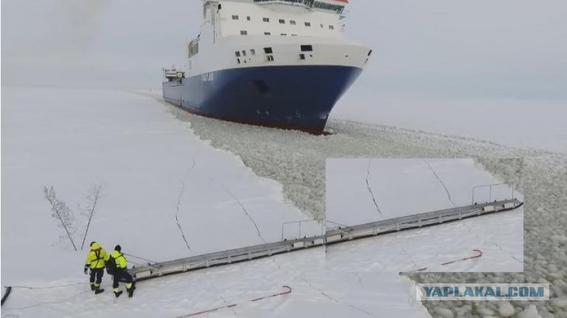 Переправа на другой берег в Архангельске