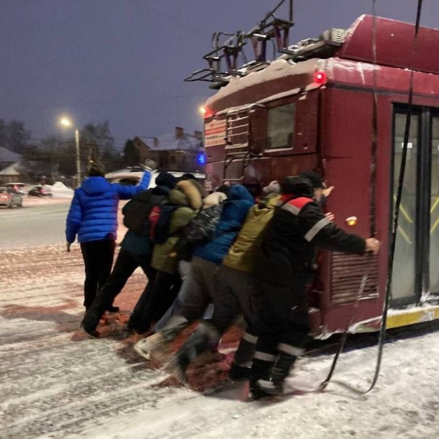 Москву накрыл циклон «Ваня». За сутки в столице выпала пятая часть от месячной нормы осадков это примерно 11 мм снега