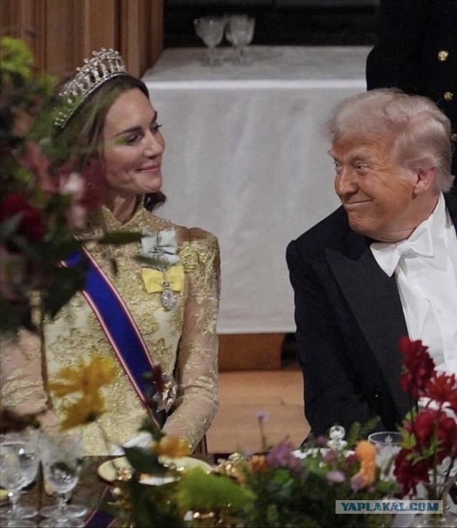 Дональд и Мелания Трамп вчера покинули Великобританию