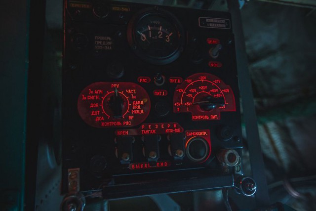 Внутри самолета Ил-76Т.